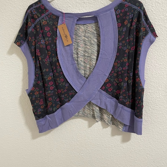 Natural Life Floral Print Women's workout crop Top - Picture 4 of 6